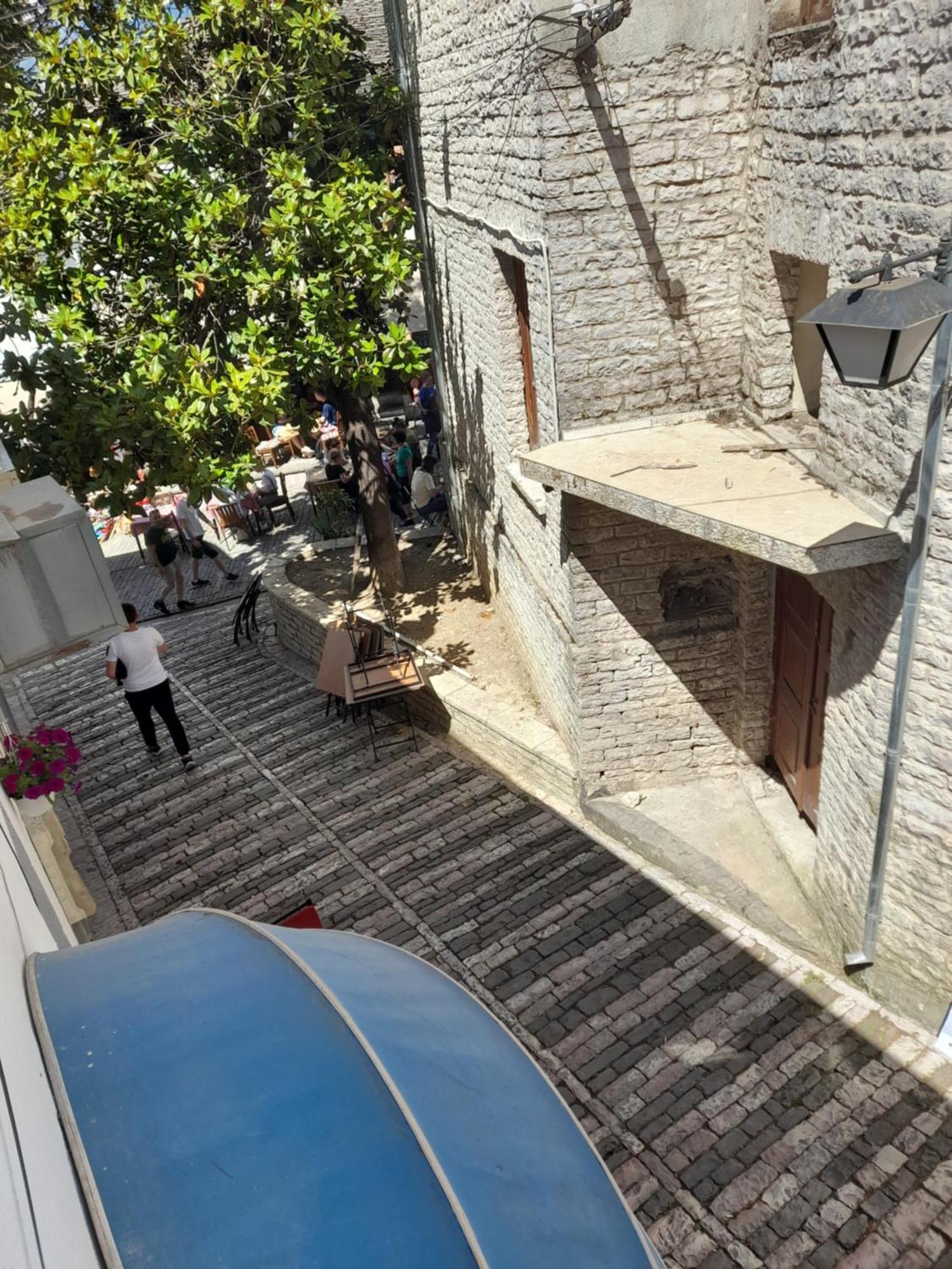 Guest House Ani Gjirokaster Ngoại thất bức ảnh