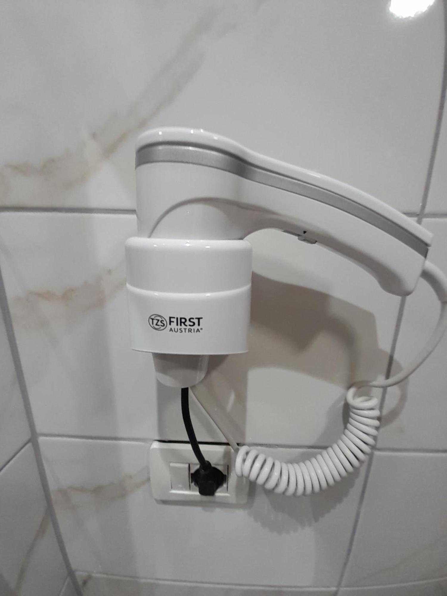 Guest House Ani Gjirokaster Ngoại thất bức ảnh